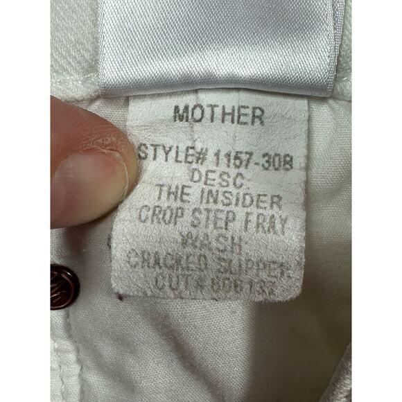 Mother Women's Distressed Insider Crop Step Fray White Denim Jeans - 26 (27x26) - Picture 6 of 9